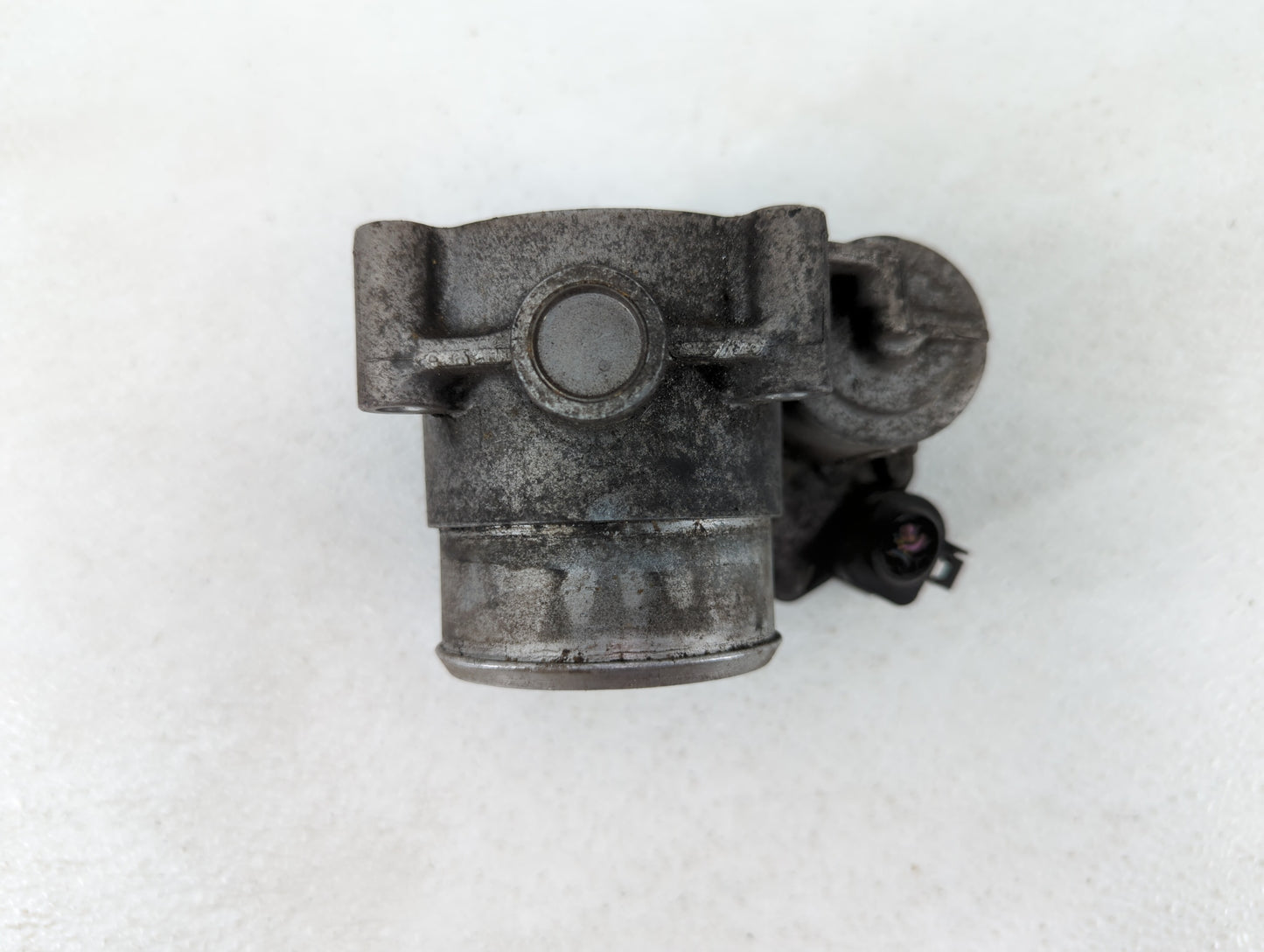 2013-2019 Volkswagen Golf Throttle Body P/N:06F 133 062 G 06F 133 062 Q Fits OEM Used Auto Parts - Oemusedautoparts1.com