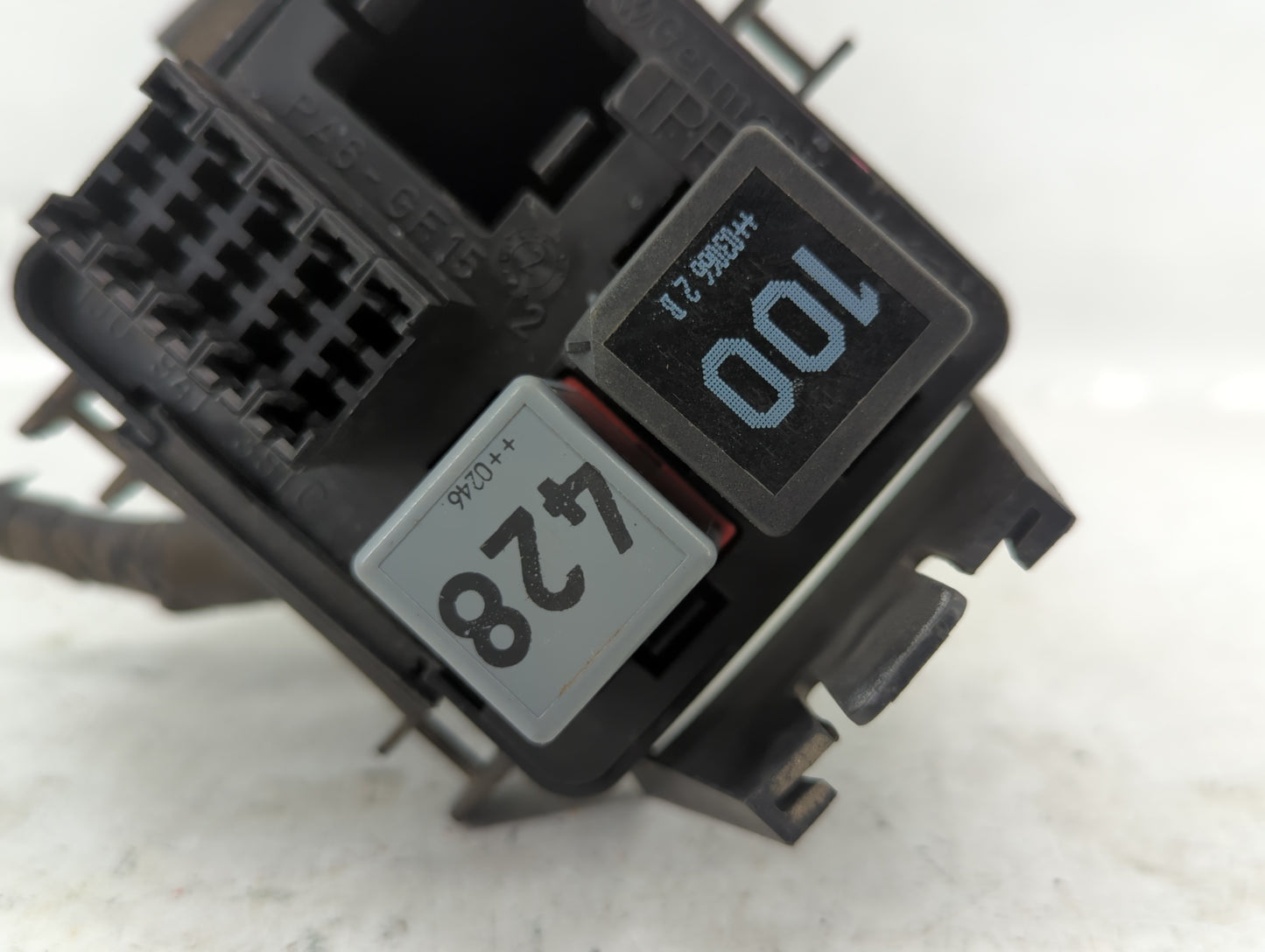 2000-2014 Volkswagen Golf Fusebox Fuse Box Panel Relay Module P/N:3E311006 Fits OEM Used Auto Parts - Oemusedautoparts1.com