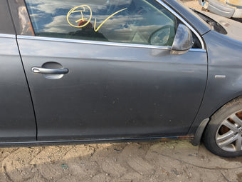 compare product 2005-2014 Volkswagen Jetta Passenger Front Door Oem 1218334