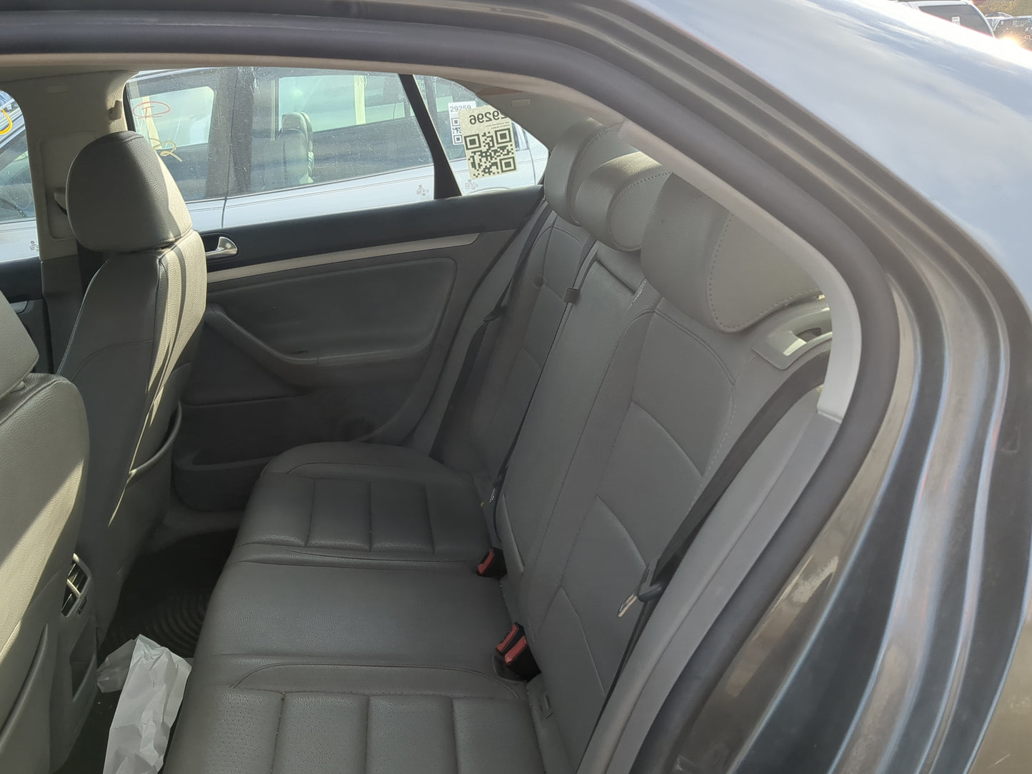 2007 Volkswagen Jetta Rear Seat Oem - Oemusedautoparts1.com