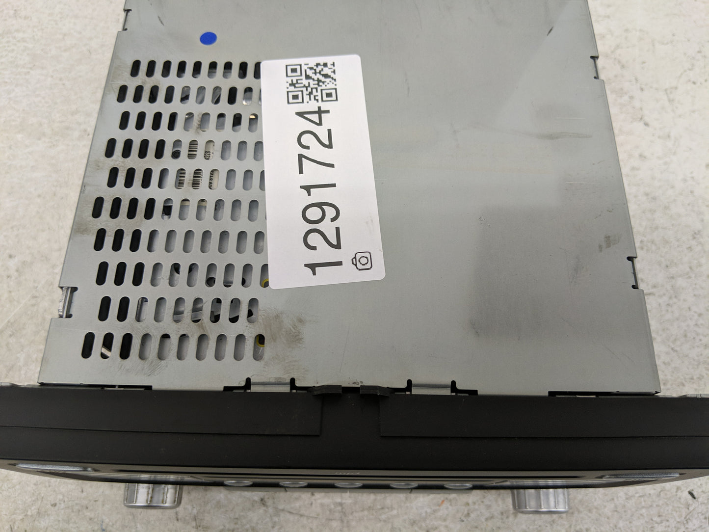2006-2009 Volkswagen Jetta Radio AM FM Cd Player Receiver Replacement P/N:1K0035161B Fits Fits 2006 2007 2008 2009 OEM Used 