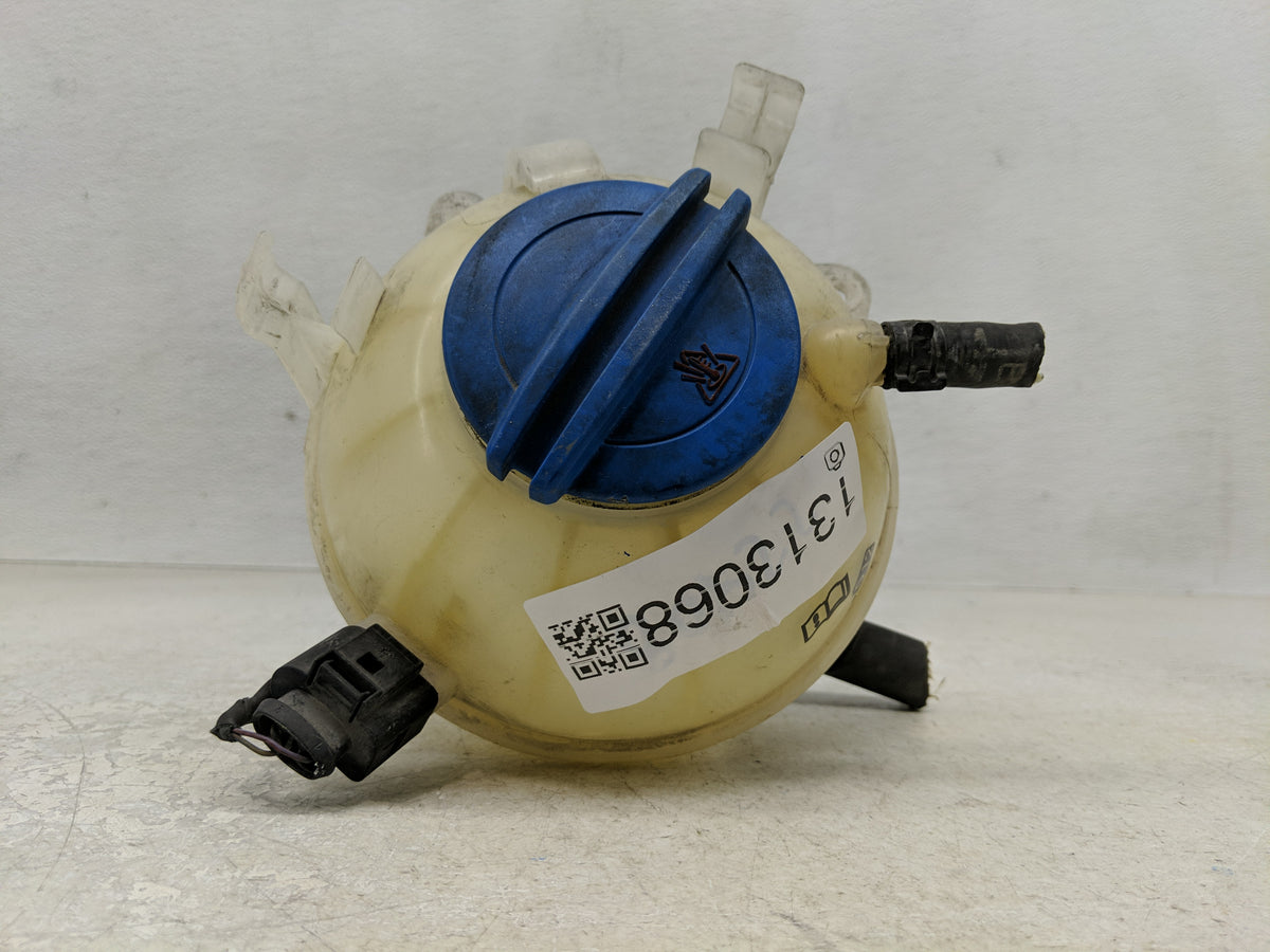 2005 Volkswagen Jetta Radiator Coolant Overflow Expansion Tank Bottle 1313068 - Oemusedautoparts1.com