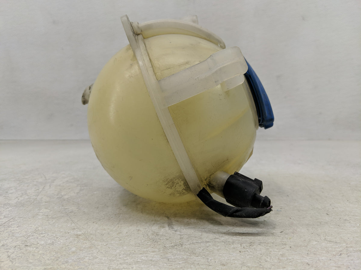 2005 Volkswagen Jetta Radiator Coolant Overflow Expansion Tank Bottle 1313068 - Oemusedautoparts1.com