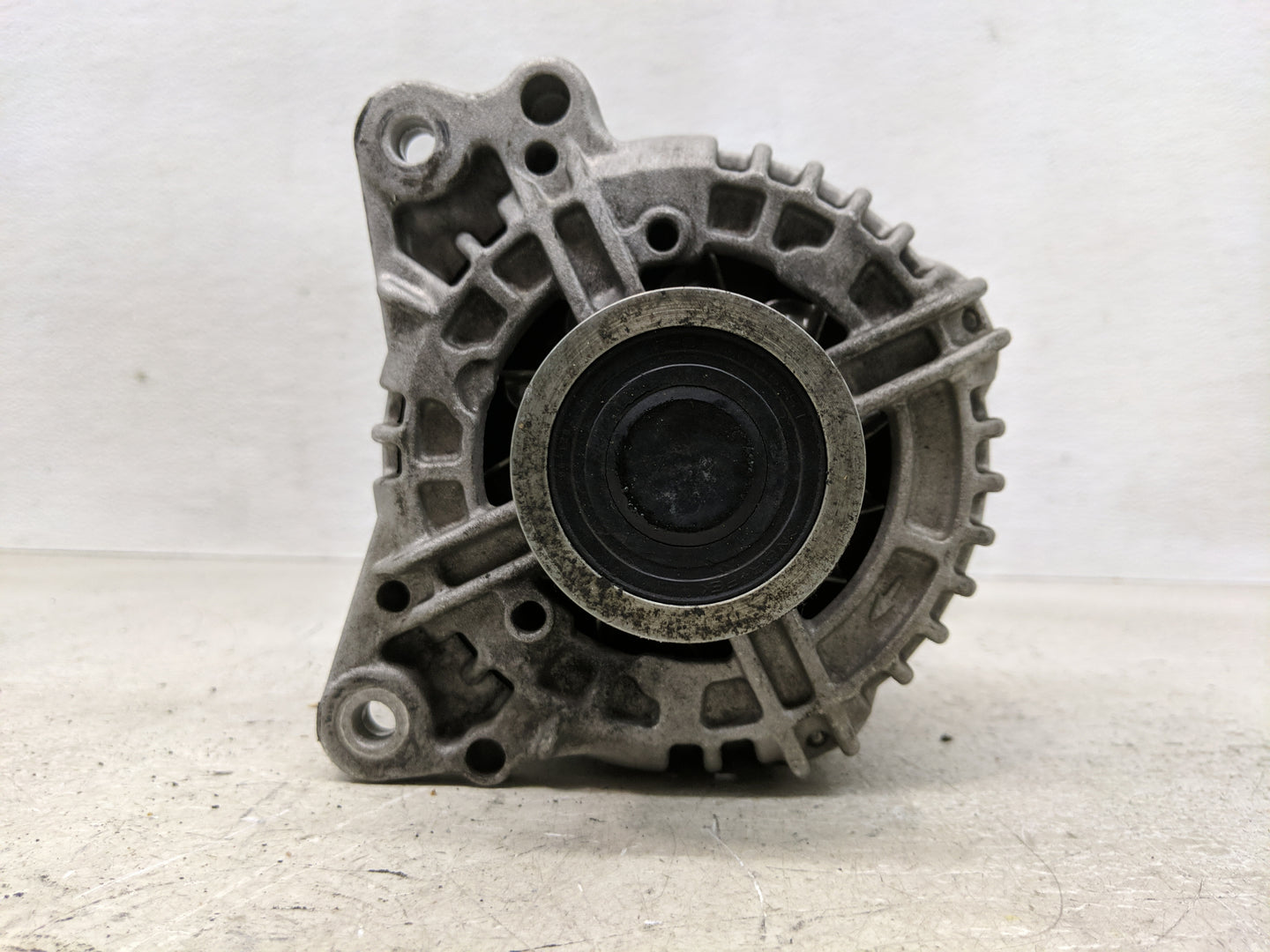 2005-2014 Volkswagen Jetta Alternator Replacement Generator Charging Assembly Engine OEM P/N:07K 903 023 A Fits OEM Used Aut