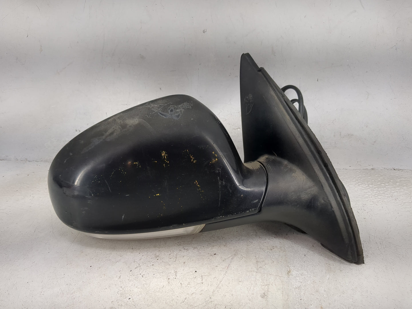 2005-2010 Volkswagen Jetta Passenger Side View Mirror - Right Door Mirror OEM Used - Oemusedautoparts1.com