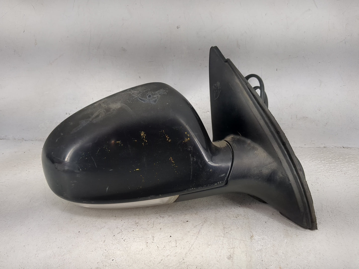 2005-2010 Volkswagen Jetta Passenger Side View Mirror - Right Door Mirror OEM Used - Oemusedautoparts1.com