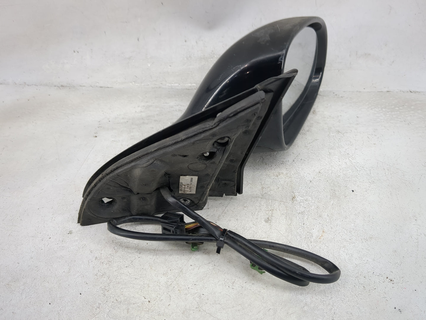 2005-2010 Volkswagen Jetta Passenger Side View Mirror - Right Door Mirror OEM Used - Oemusedautoparts1.com