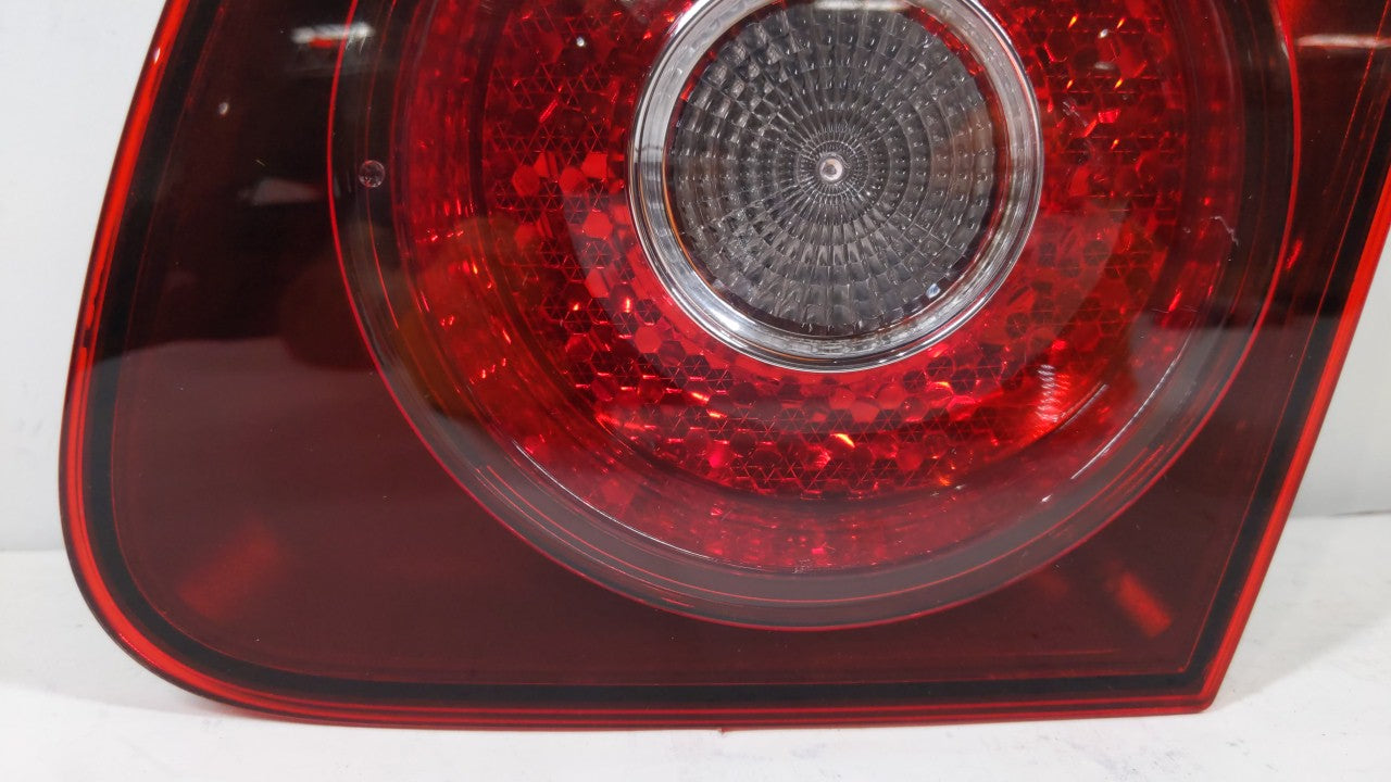 2005-2007 Volkswagen Jetta Tail Light Assembly Passenger Right OEM P/N:1K5 945 096J Fits Fits 2005 2006 2007 OEM Used Auto P