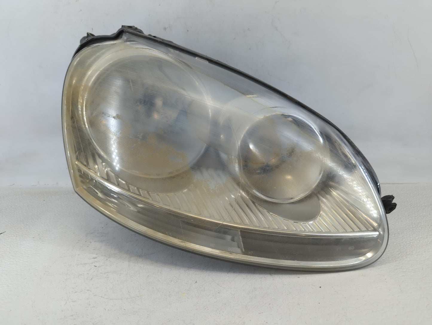 2007-2007 Volkswagen Jetta Passenger Right Oem Head Light Headlight Lamp - Oemusedautoparts1.com