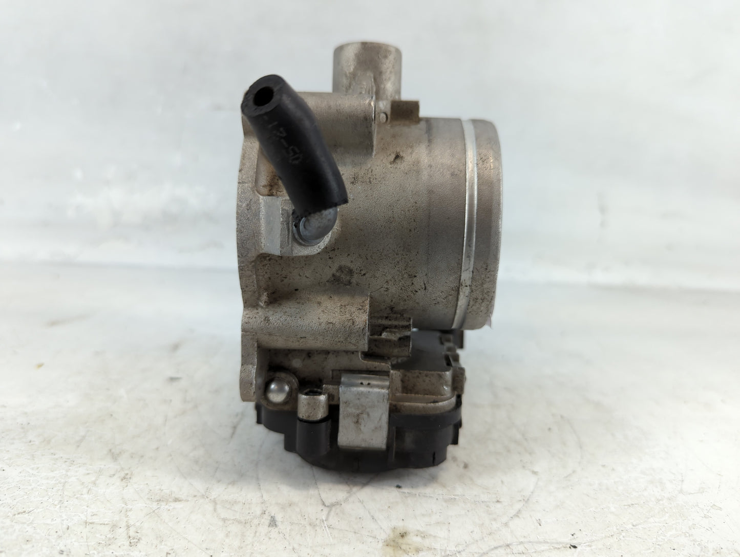 2006-2014 Volkswagen Jetta Throttle Body Fits Fits 2006 2007 2008 2009 2010 2011 2012 2013 2014 OEM Used Auto Parts - Oemuse