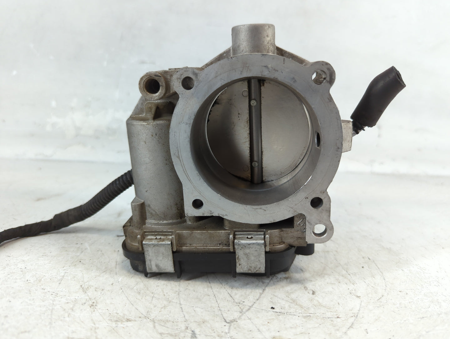 2006-2014 Volkswagen Jetta Throttle Body Fits Fits 2006 2007 2008 2009 2010 2011 2012 2013 2014 OEM Used Auto Parts - Oemuse
