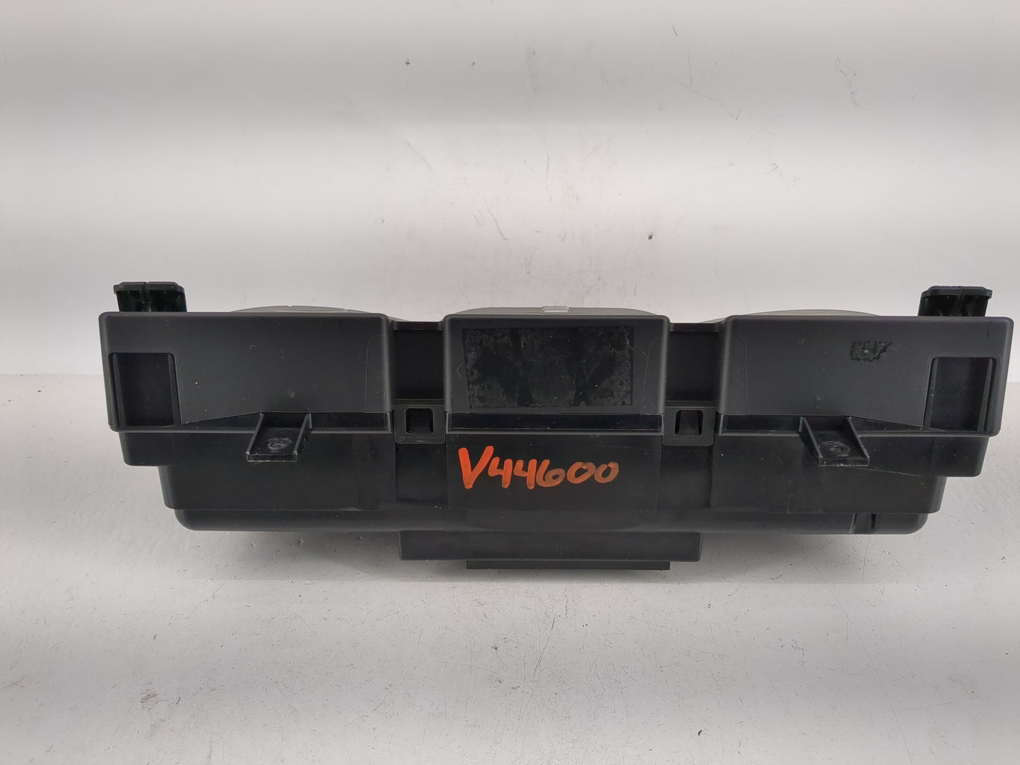 2006-2007 Volkswagen Passat Instrument Cluster Speedometer Gauges Fits Fits 2006 2007 OEM Used Auto Parts - Oemusedautoparts