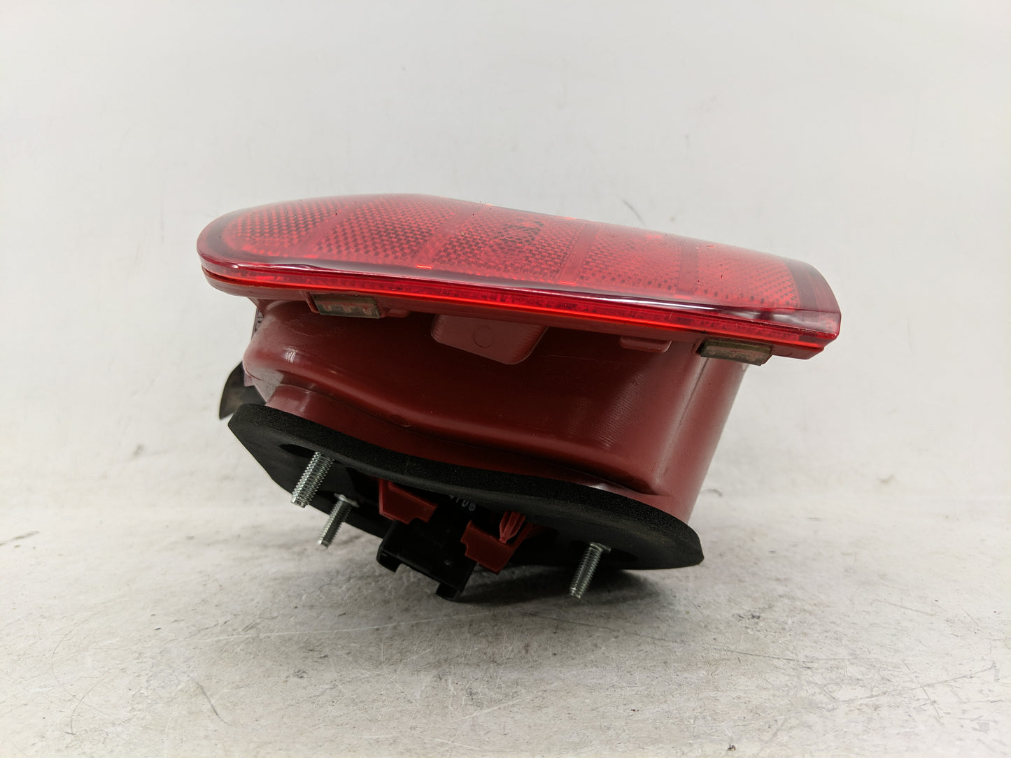 2006-2008 Volkswagen Passat Tail Light Assembly Driver Left OEM Fits Fits 2006 2007 2008 OEM Used Auto Parts - Oemusedautopa