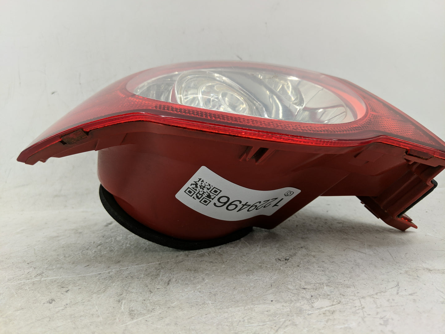 2006-2008 Volkswagen Passat Tail Light Assembly Driver Left OEM Fits Fits 2006 2007 2008 OEM Used Auto Parts - Oemusedautopa