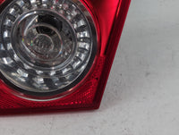 2006-2010 Volkswagen Passat Tail Light Assembly Passenger Right OEM P/N:27567004 Fits Fits 2006 2007 2008 2009 2010 OEM Used