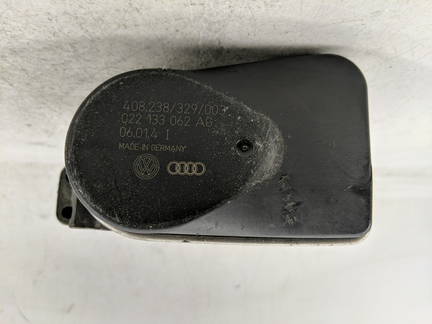 2006-2007 Volkswagen Passat Throttle Body P/N:022 133 062 AG Fits Fits 2005 2006 2007 2008 2009 OEM Used Auto Parts - Oemuse