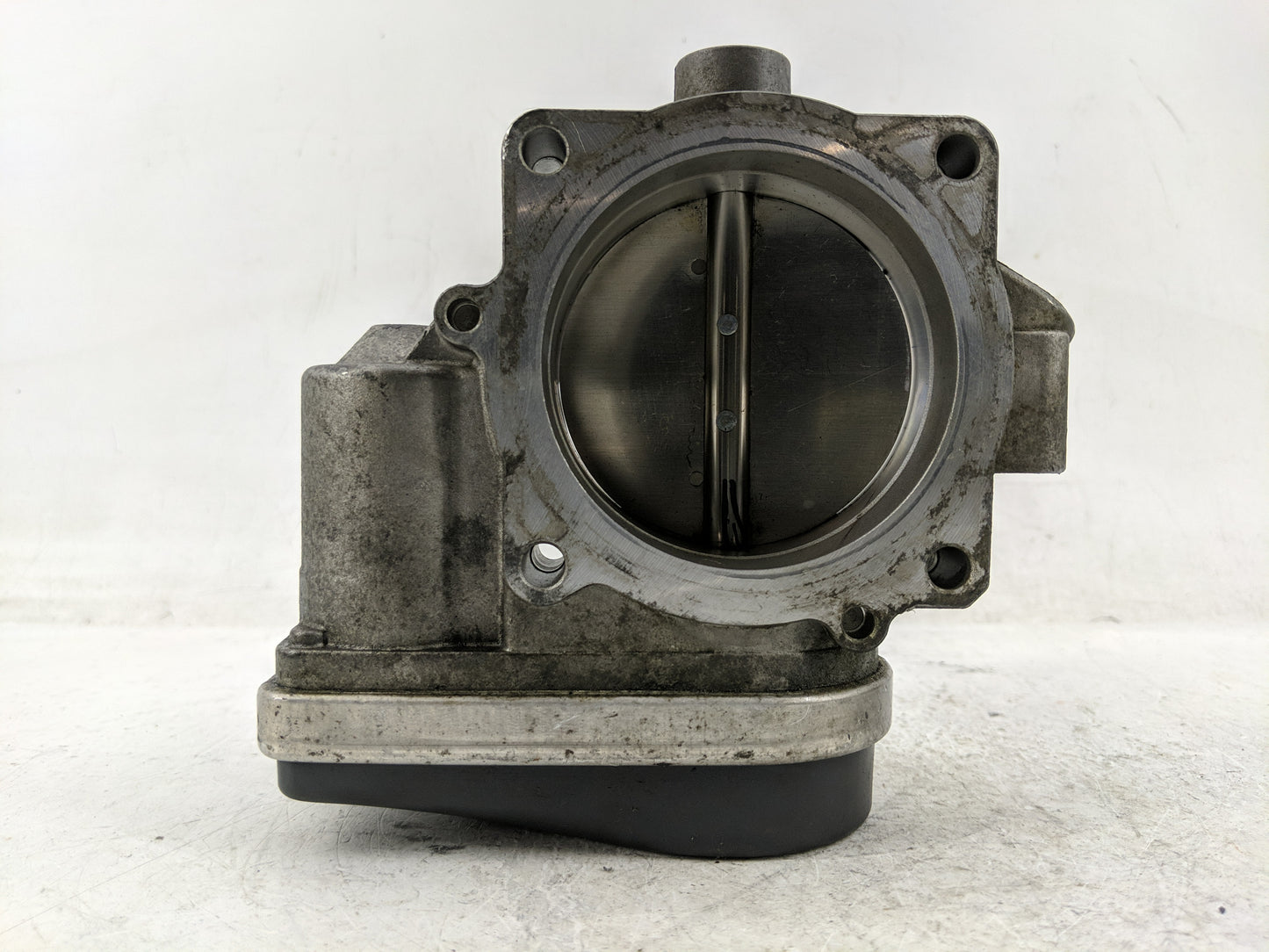 2006-2007 Volkswagen Passat Throttle Body P/N:022 133 062 AG Fits Fits 2005 2006 2007 2008 2009 OEM Used Auto Parts - Oemuse