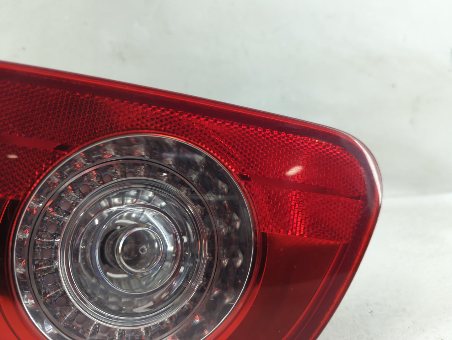 2006-2010 Volkswagen Passat Tail Light Assembly Passenger Right OEM Fits Fits 2006 2007 2008 2009 2010 OEM Used Auto Parts -