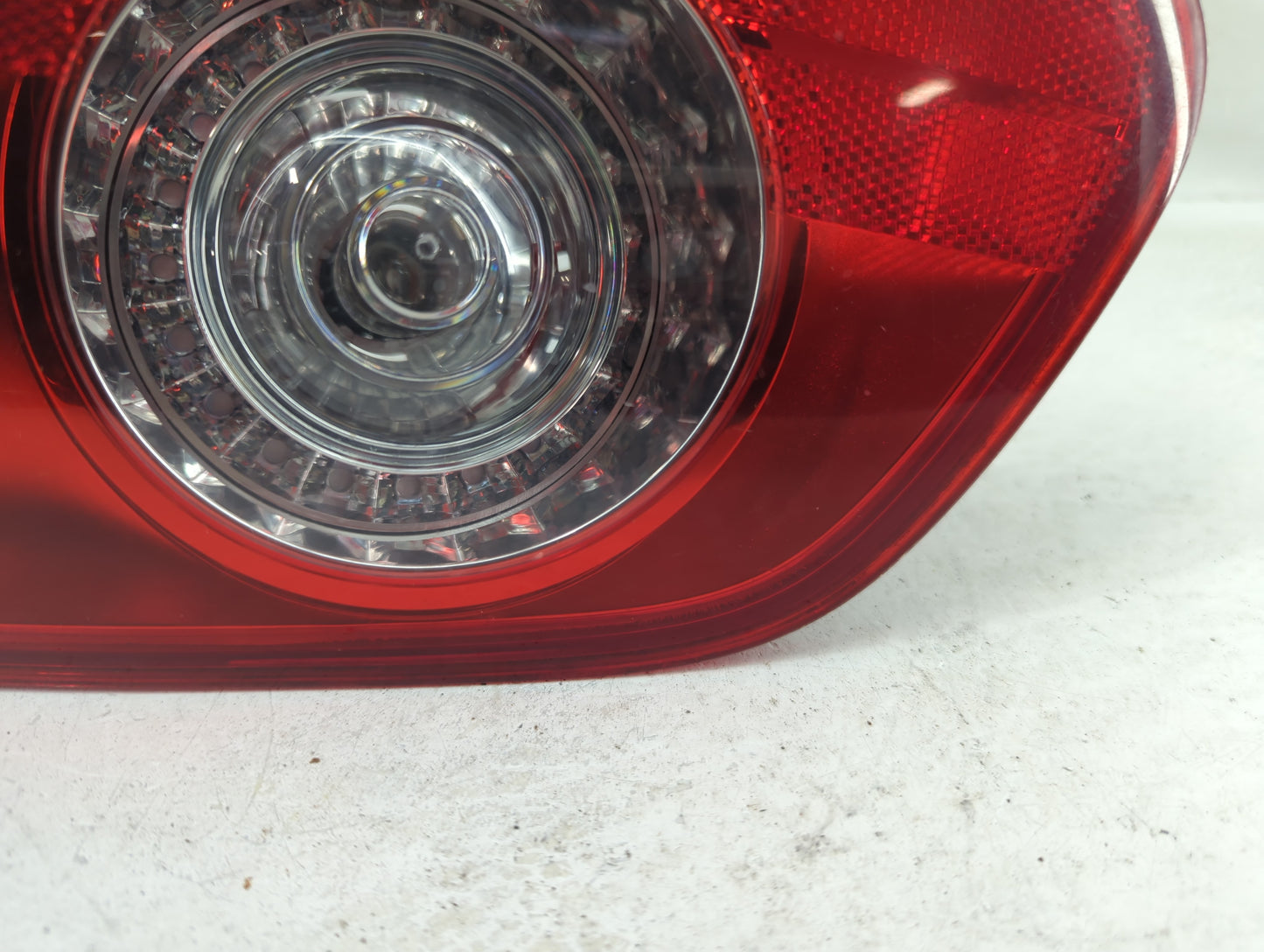 2006-2010 Volkswagen Passat Tail Light Assembly Passenger Right OEM Fits Fits 2006 2007 2008 2009 2010 OEM Used Auto Parts -