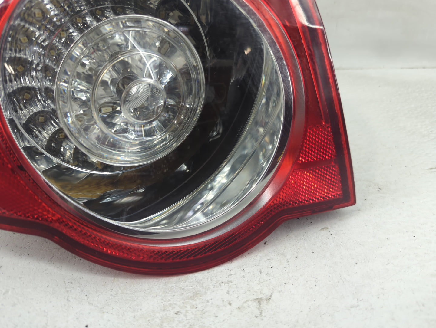 2006-2008 Volkswagen Passat Tail Light Assembly Driver Left OEM P/N:ZSB 3C5 945 095D Fits Fits 2006 2007 2008 OEM Used Auto 