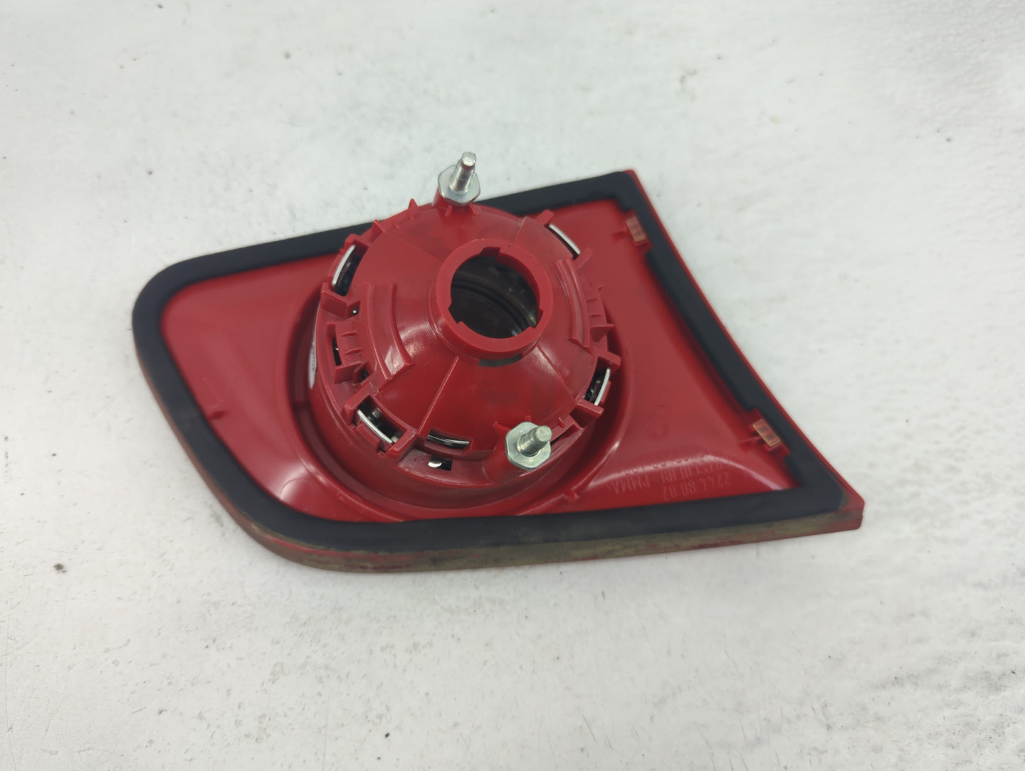 2006-2010 Volkswagen Passat Tail Light Assembly Passenger Right OEM Fits Fits 2006 2007 2008 2009 2010 OEM Used Auto Parts -