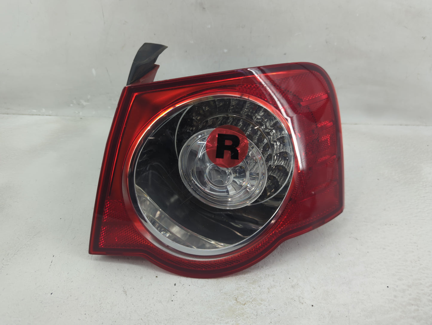 2006-2008 Volkswagen Passat Tail Light Assembly Passenger Right OEM Fits Fits 2006 2007 2008 OEM Used Auto Parts - Oemusedau
