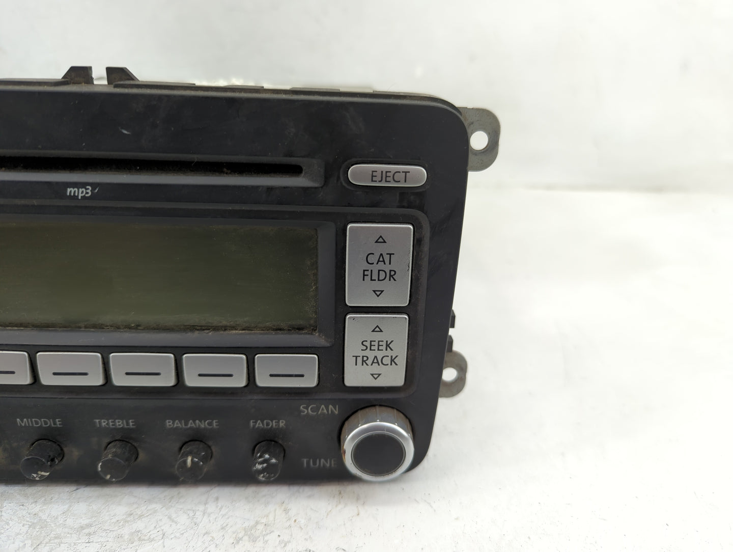 2007 Volkswagen Passat Radio AM FM Cd Player Receiver Replacement P/N:1K0035180G Fits Fits 2006 2008 2009 OEM Used Auto Part