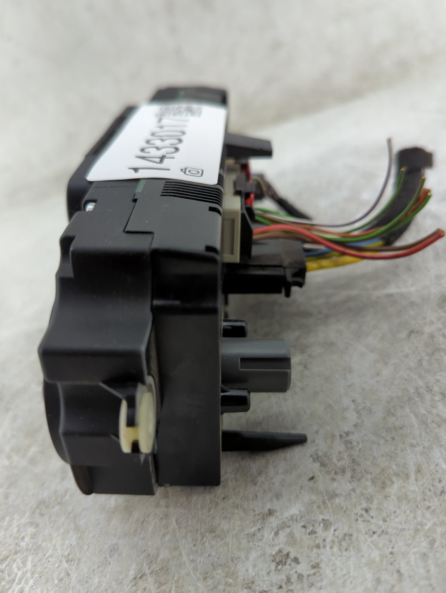 2007 Volkswagen Passat Climate Control Module Temperature AC/Heater Replacement P/N:1K0820047FP 5HB00871974 Fits OEM Used Au