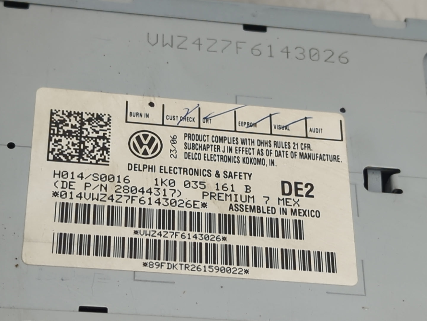 2006-2010 Volkswagen Passat Radio AM FM Cd Player Receiver Replacement P/N:28044317 Fits Fits 2005 2006 2007 2008 2009 2010 
