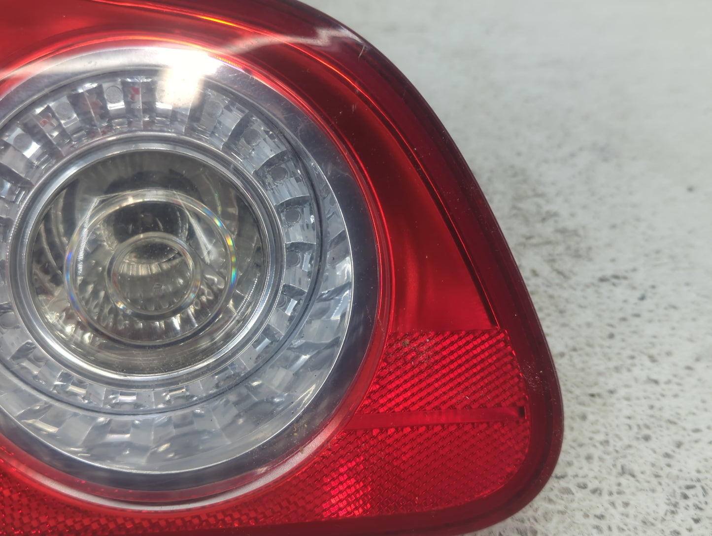 2006-2010 Volkswagen Passat Tail Light Assembly Driver Left OEM P/N:ZSB 3C5 945 095D Fits Fits 2006 2007 2008 2009 2010 OEM 