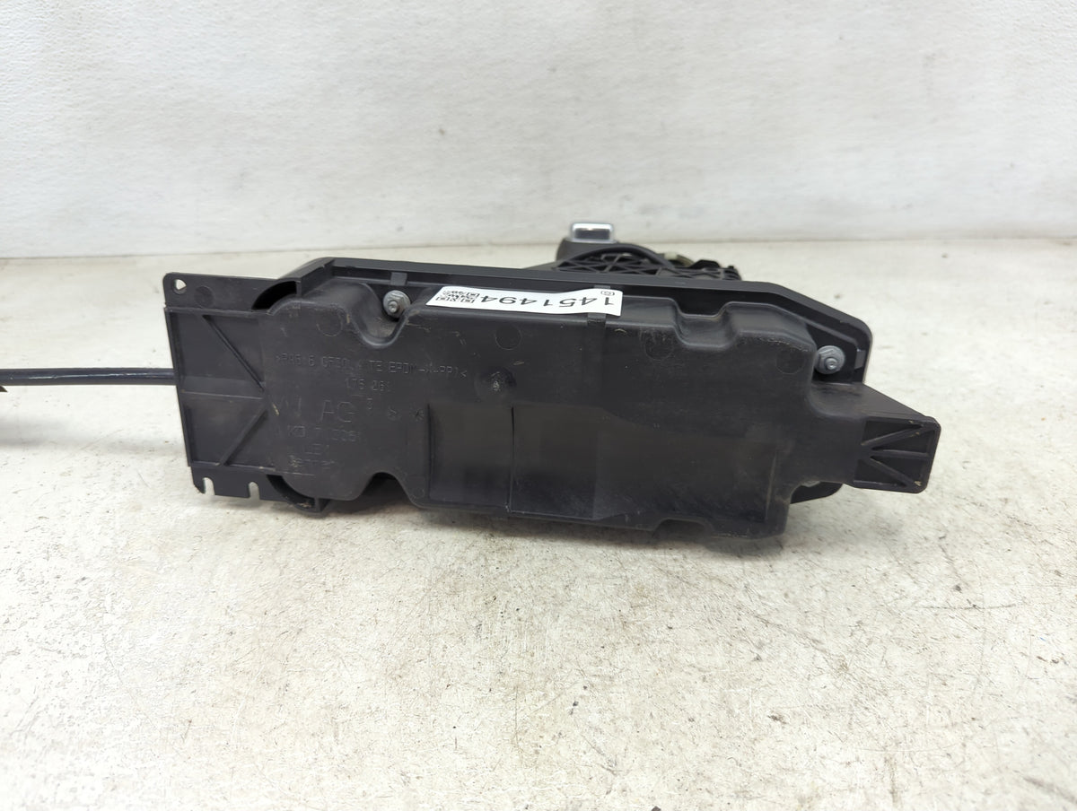 2007 Volkswagen Passat Floor Console Assembly Shifter - Oemusedautoparts1.com