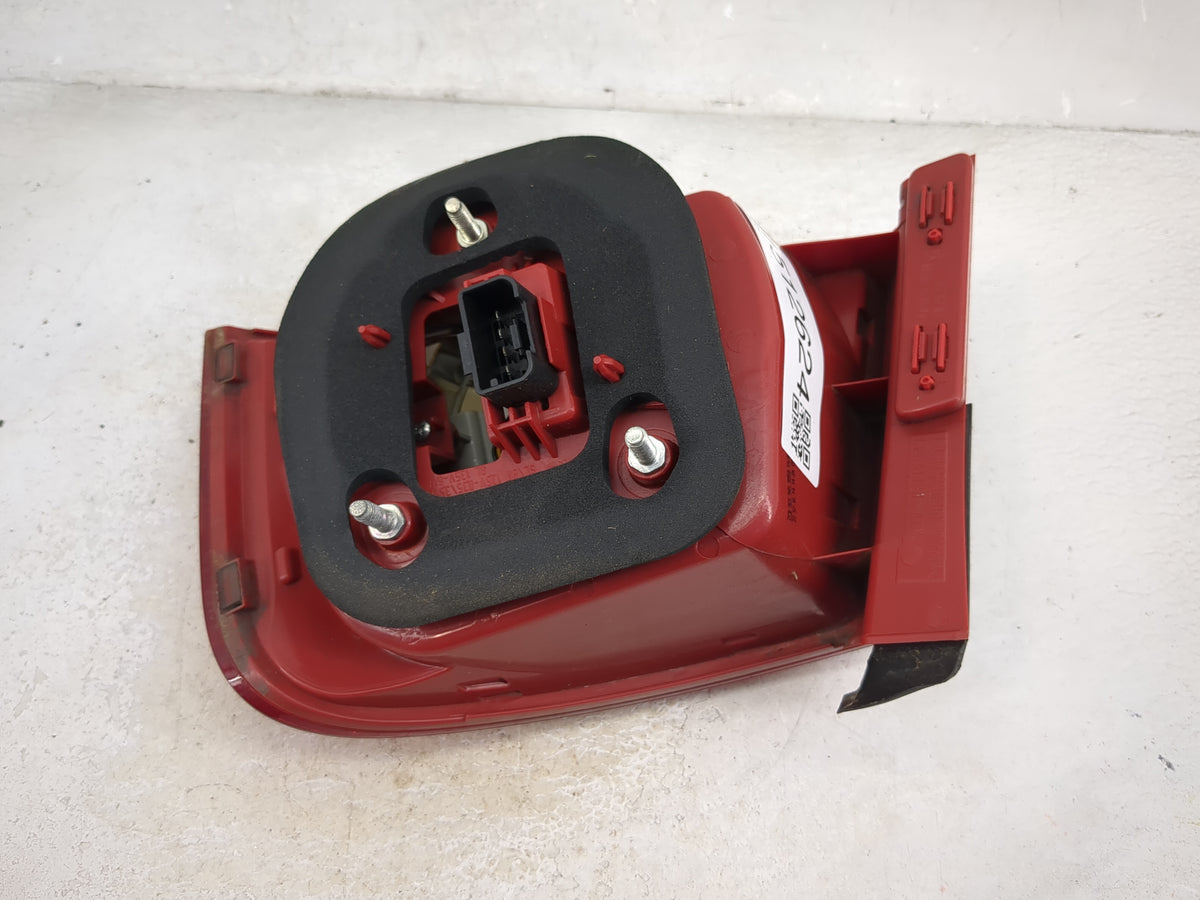 2006-2008 Volkswagen Passat Tail Light Assembly Driver Left OEM Fits Fits 2006 2007 2008 OEM Used Auto Parts - Oemusedautopa