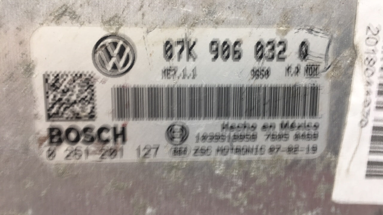 2006-2007 Volkswagen Rabbit PCM Engine Control Computer ECU ECM PCU OEM P/N:07K 906 032 Q Fits Fits 2006 2007 OEM Used Auto 