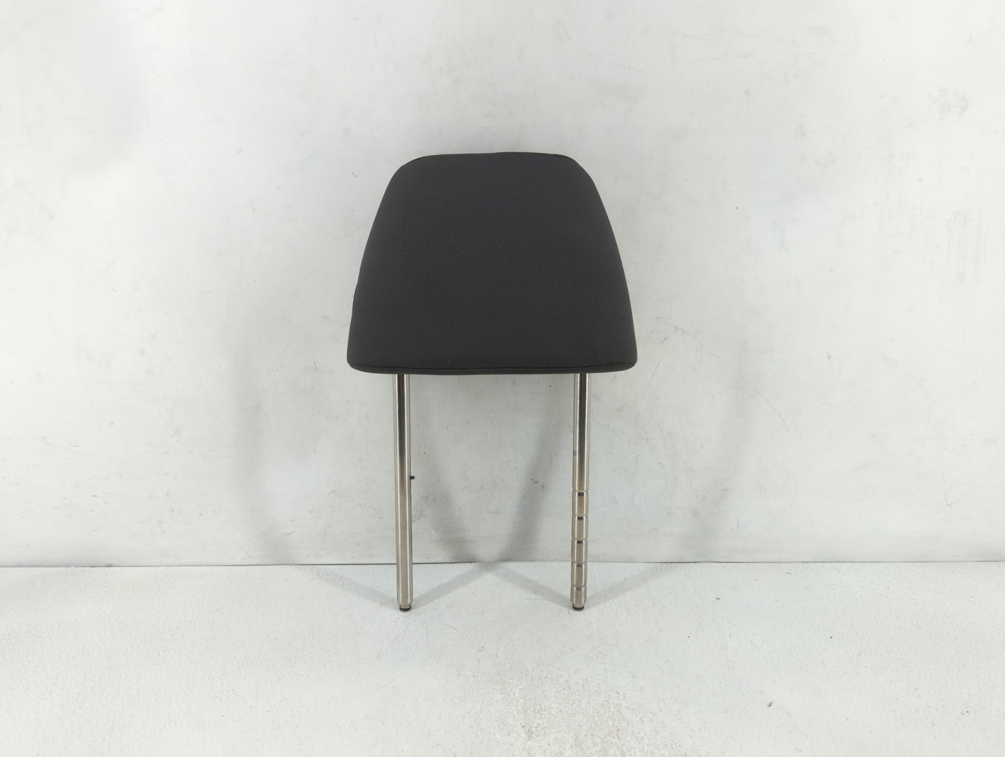 2006 Volkswagen Rabbit Headrest Head Rest Front Driver Passenger Seat - Oemusedautoparts1.com