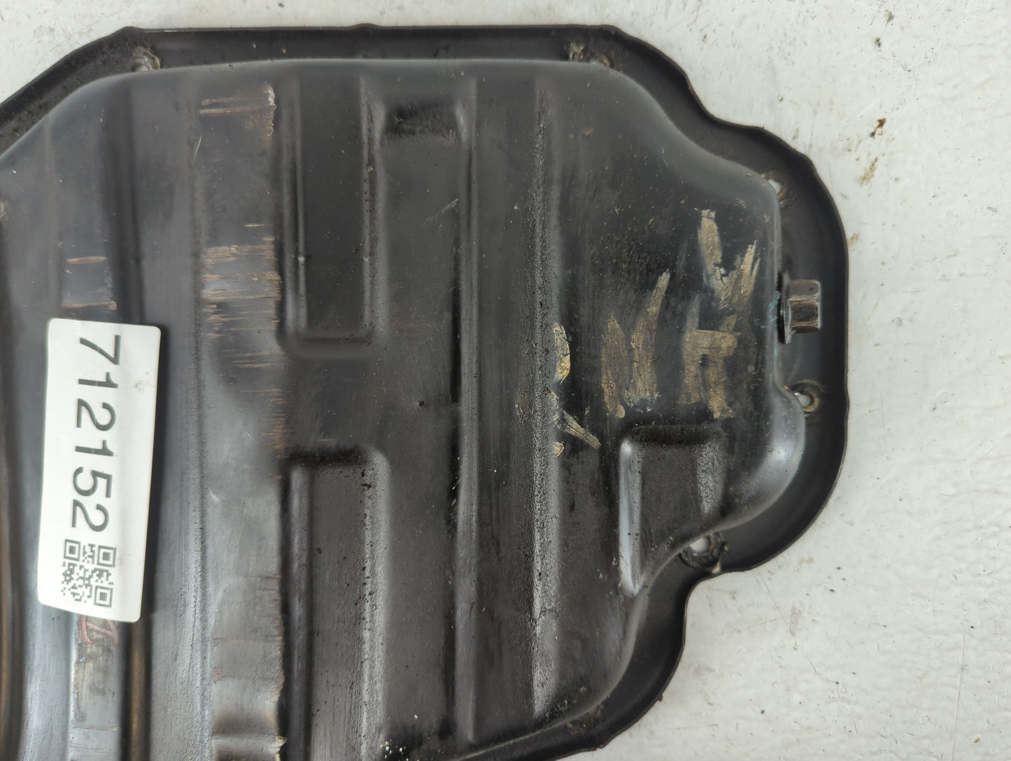 2006-2009 Volkswagen Rabbit Engine Oil Pan Fits Fits 2005 2006 2007 2008 2009 2010 2011 2012 2013 2014 OEM Used Auto Parts -