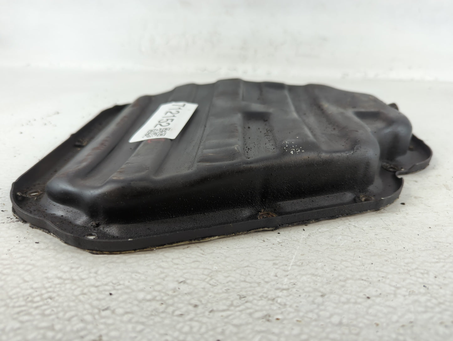 2006-2009 Volkswagen Rabbit Engine Oil Pan Fits Fits 2005 2006 2007 2008 2009 2010 2011 2012 2013 2014 OEM Used Auto Parts -