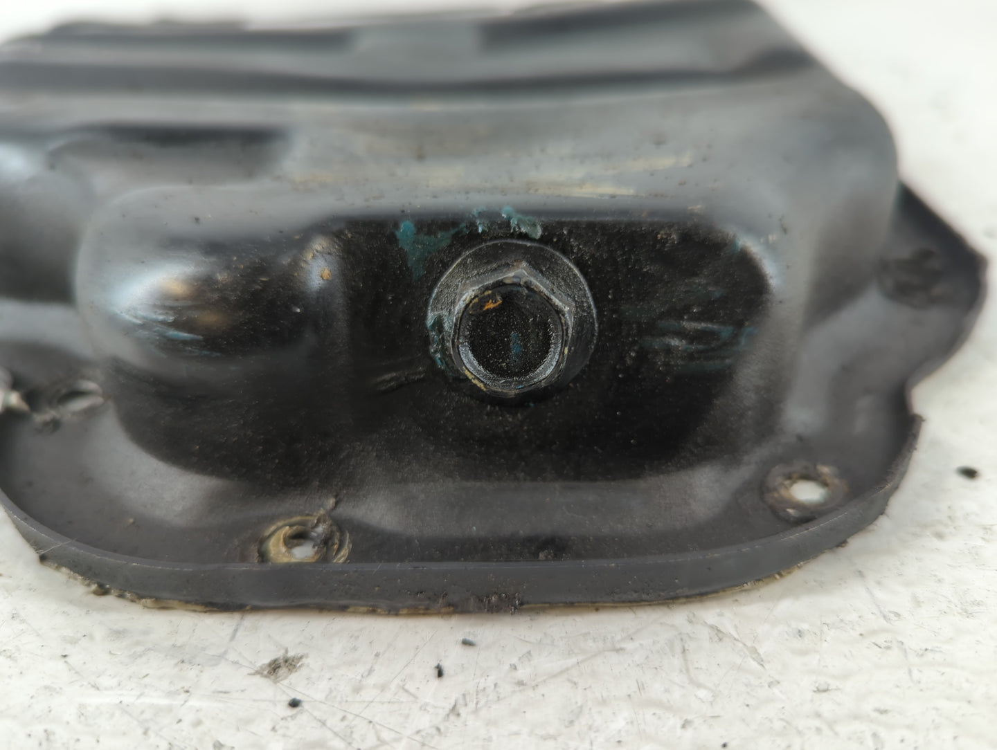 2006-2009 Volkswagen Rabbit Engine Oil Pan Fits Fits 2005 2006 2007 2008 2009 2010 2011 2012 2013 2014 OEM Used Auto Parts -
