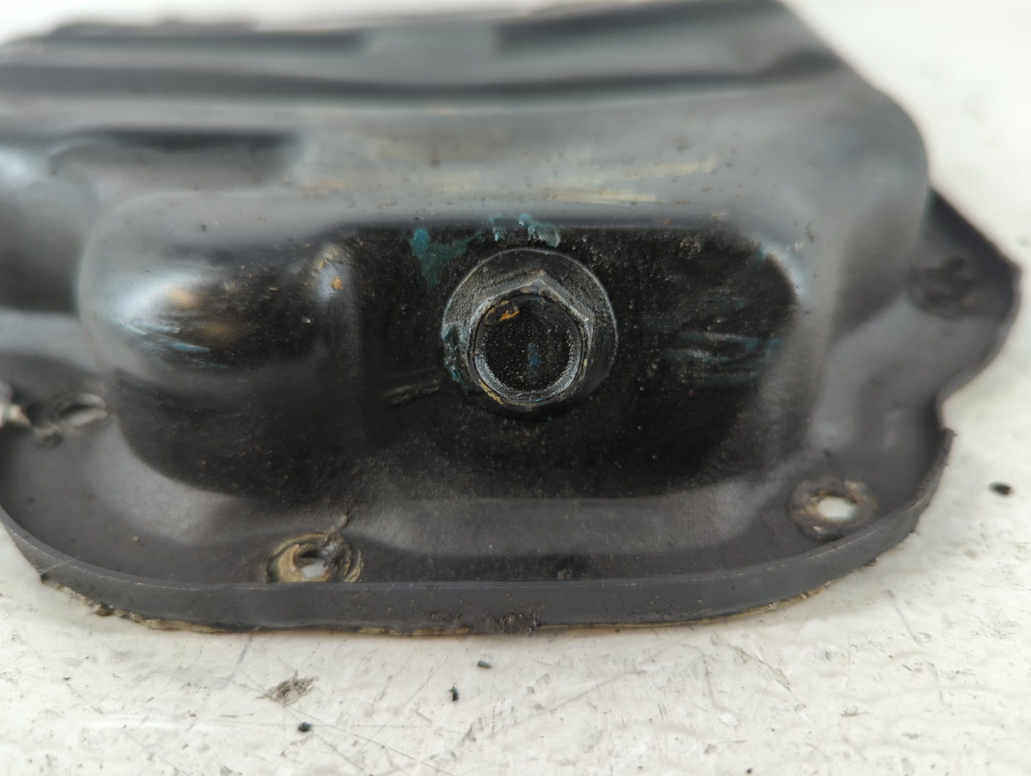 2006-2009 Volkswagen Rabbit Engine Oil Pan Fits Fits 2005 2006 2007 2008 2009 2010 2011 2012 2013 2014 OEM Used Auto Parts -