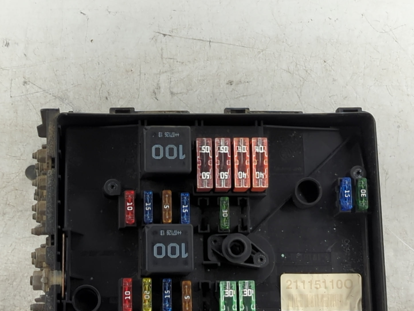 2006-2009 Volkswagen Rabbit Fusebox Fuse Box Panel Relay Module Fits OEM Used Auto Parts - Oemusedautoparts1.com