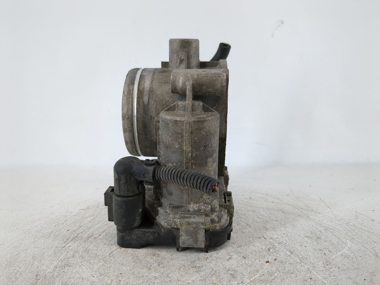2006-2009 Volkswagen Rabbit Throttle Body Fits Fits 2006 2007 2008 2009 2010 2011 2012 2013 2014 OEM Used Auto Parts - Oemus