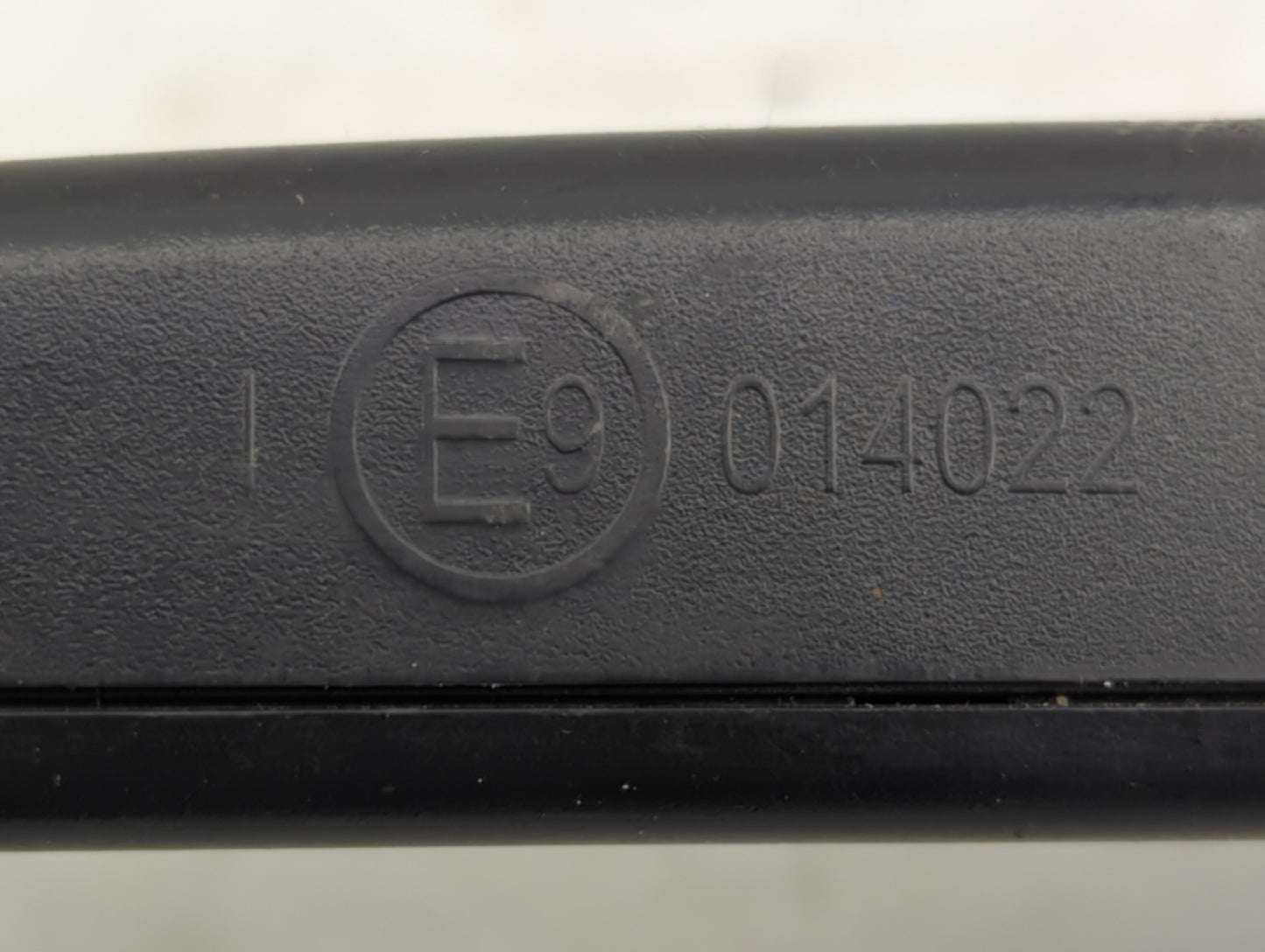 2006-2009 Volkswagen Rabbit Interior Rear View Mirror Replacement OEM Fits Fits 2005 2006 2007 2008 2009 OEM Used Auto Parts