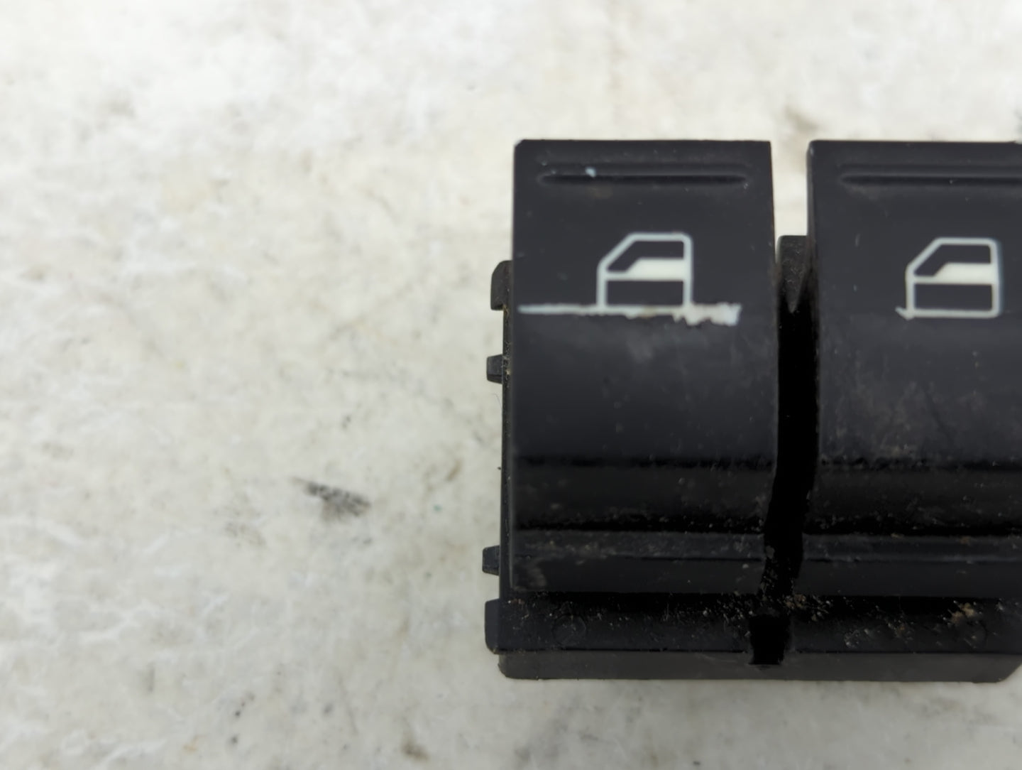 2006-2009 Volkswagen Rabbit Master Power Window Switch Replacement Driver Side Left Fits OEM Used Auto Parts - Oemusedautopa
