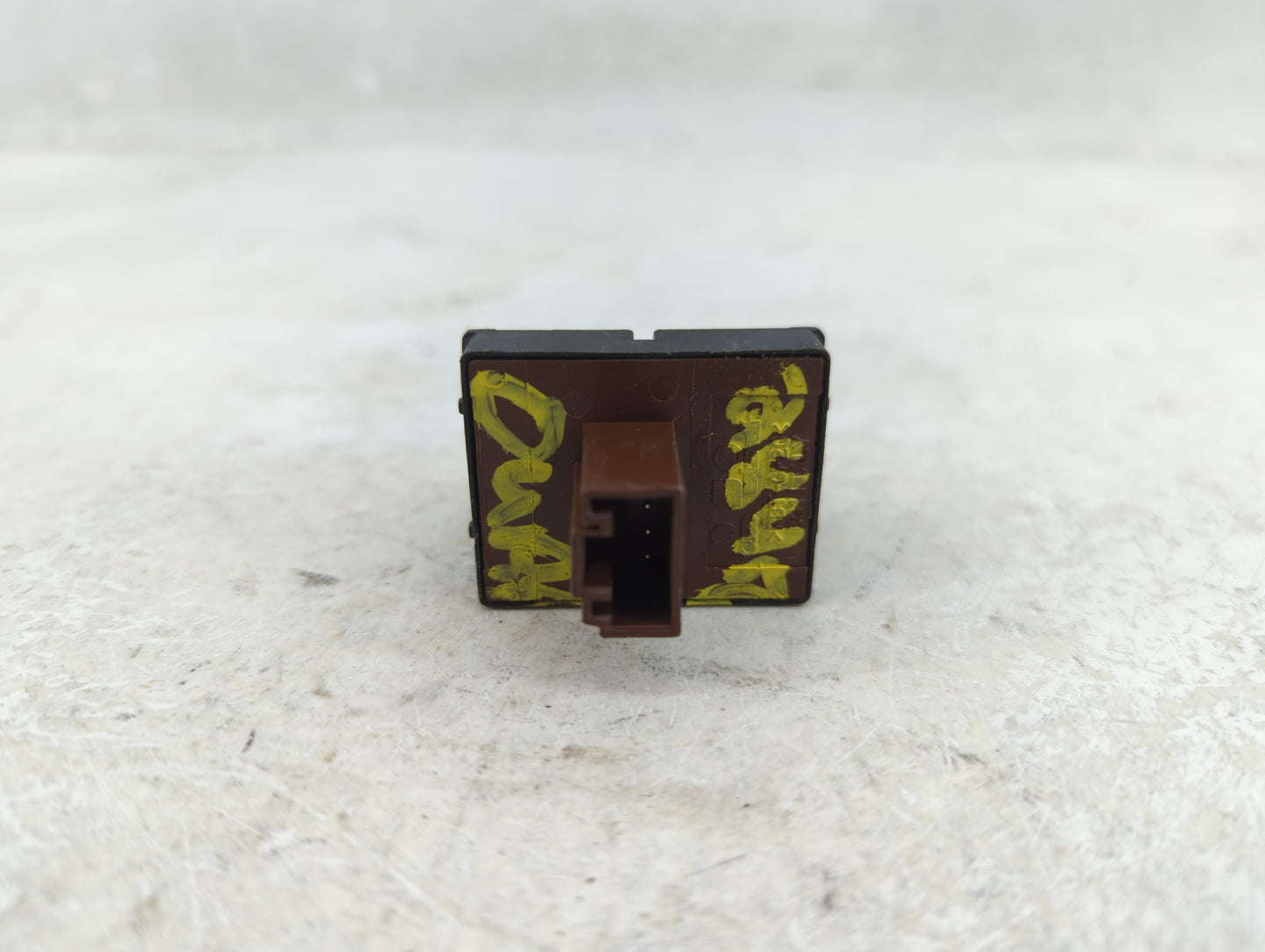 2006-2009 Volkswagen Rabbit Master Power Window Switch Replacement Driver Side Left Fits OEM Used Auto Parts - Oemusedautopa