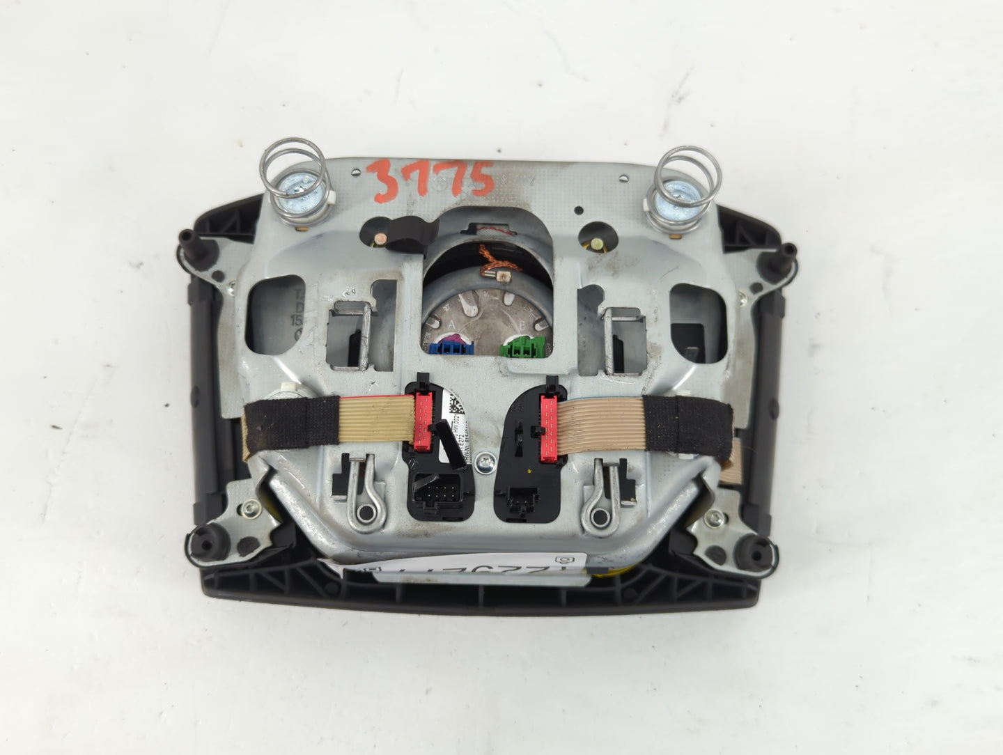 2006-2010 Volkswagen Touareg Air Bag Driver Left Steering Wheel Mounted - Oemusedautoparts1.com