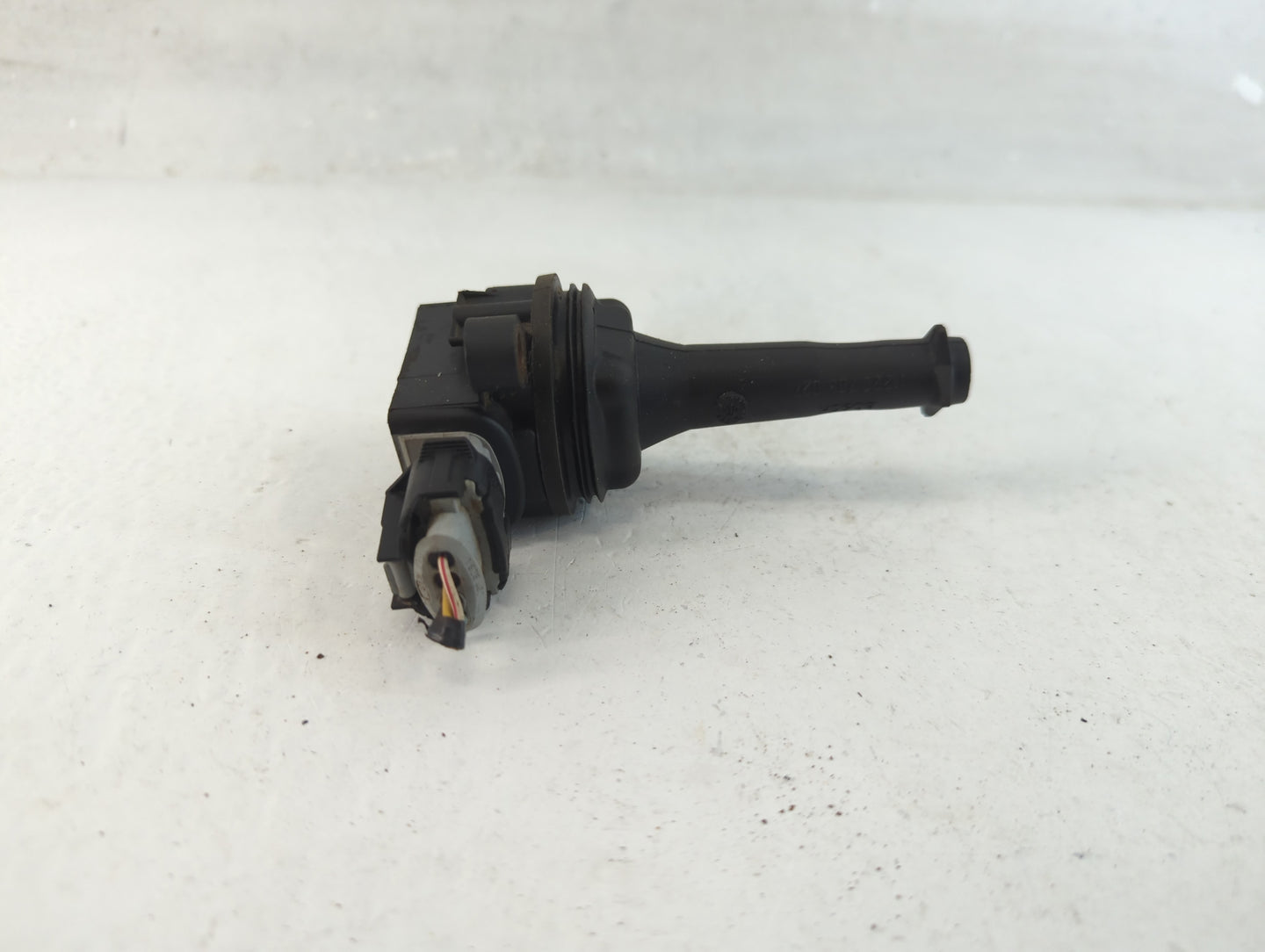 2004-2011 Volvo S40 Ignition Coil Igniter Pack - Oemusedautoparts1.com
