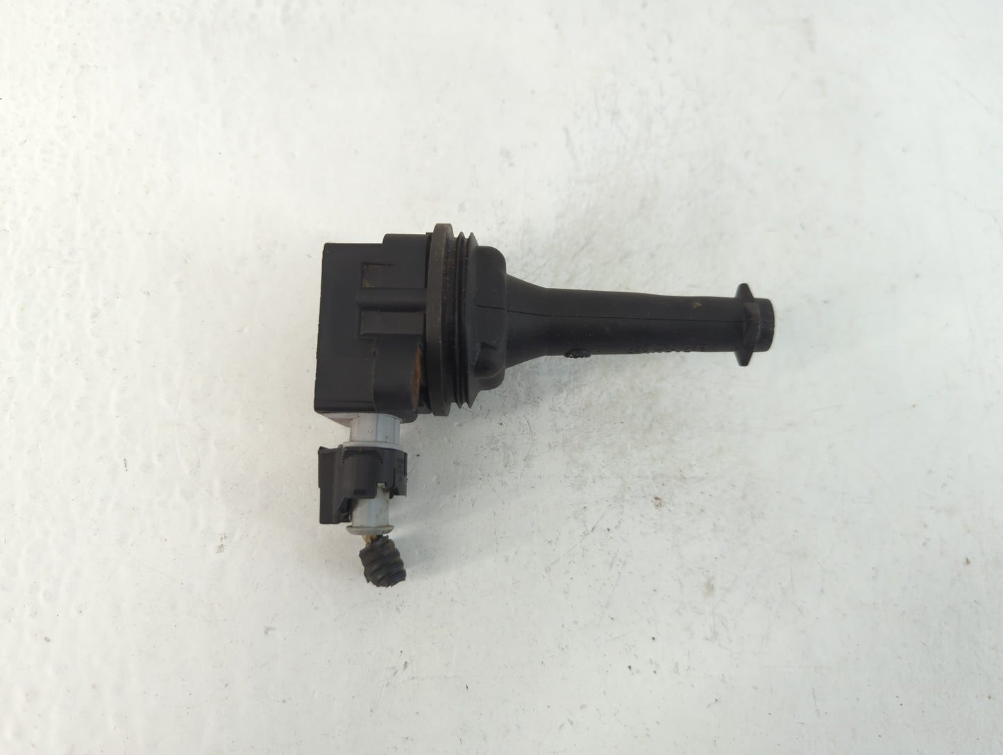 2004-2011 Volvo S40 Ignition Coil Igniter Pack - Oemusedautoparts1.com