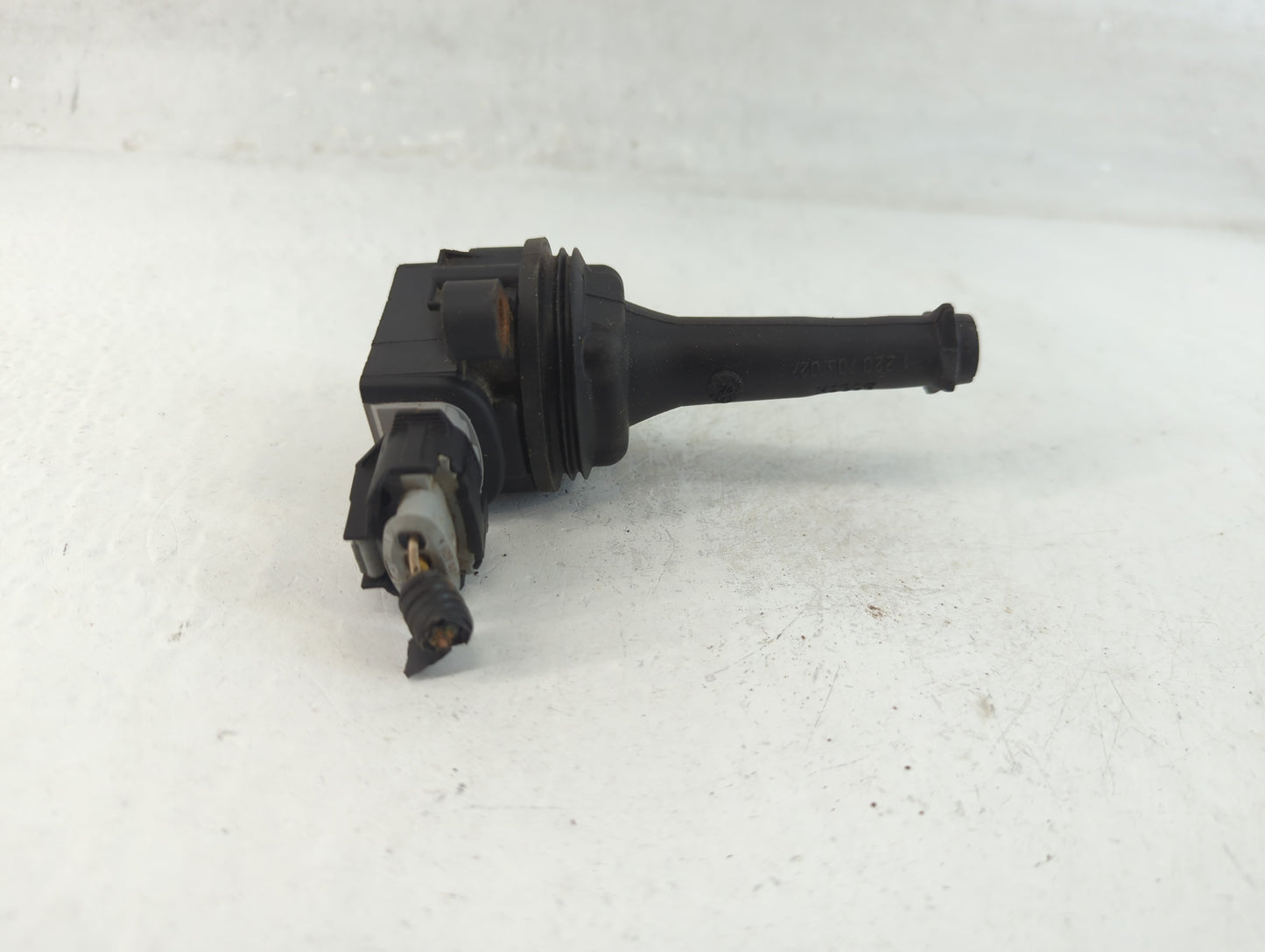 2004-2011 Volvo S40 Ignition Coil Igniter Pack - Oemusedautoparts1.com