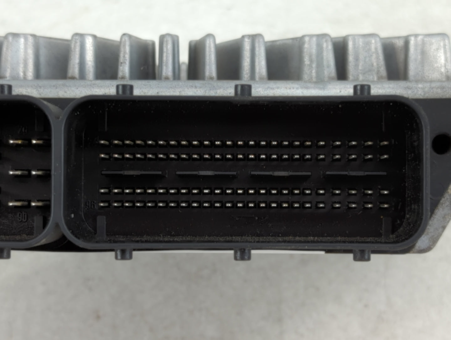 2006-2011 Volvo S40 PCM Engine Control Computer ECU ECM PCU OEM P/N:P30729800 Fits Fits 2006 2007 2008 2009 2010 2011 2012 2