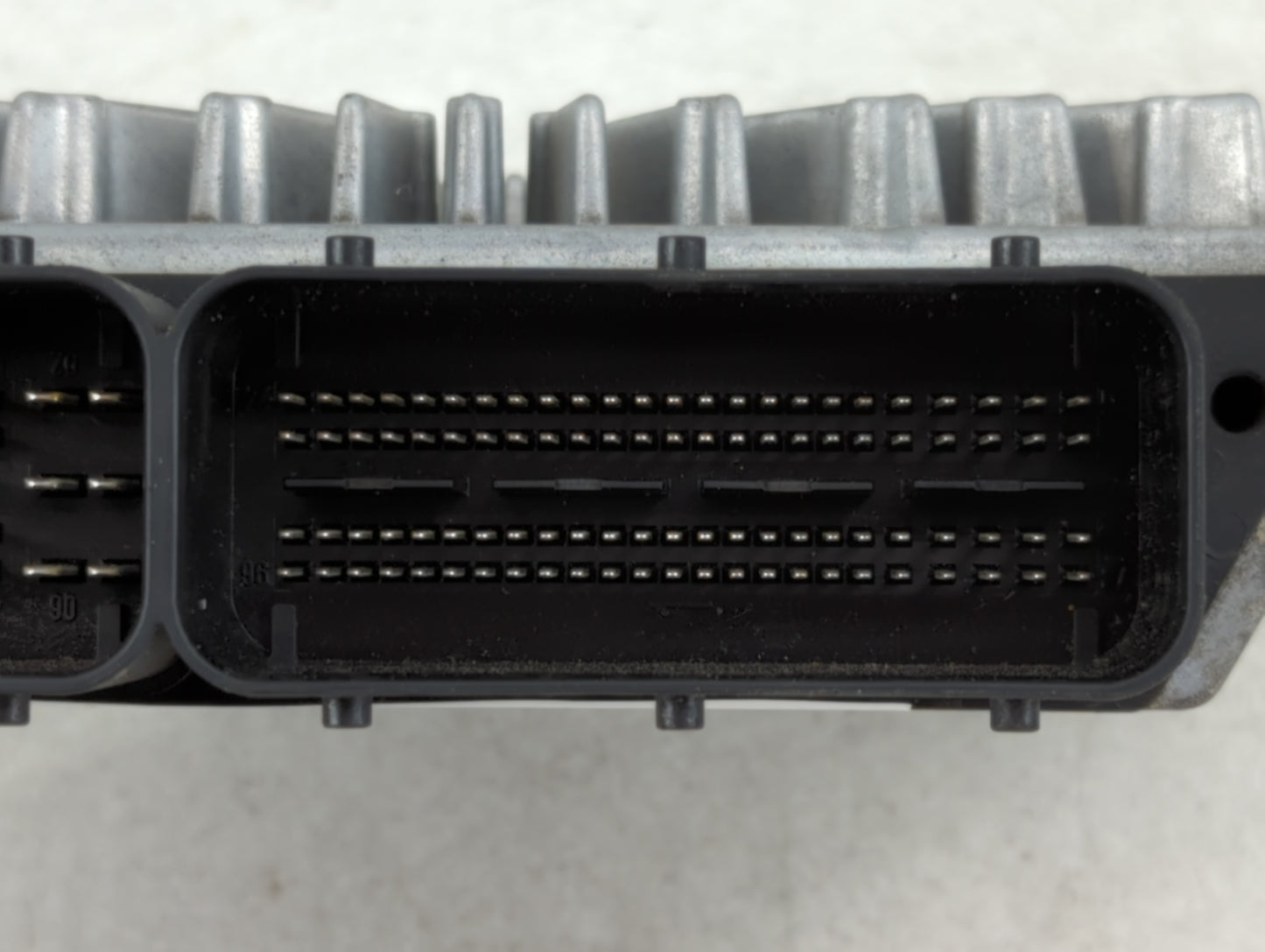 2006-2011 Volvo S40 PCM Engine Control Computer ECU ECM PCU OEM P/N:P30729800 Fits Fits 2006 2007 2008 2009 2010 2011 2012 2