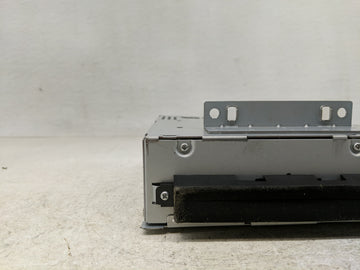 2004-2007 Volvo S40 Radio AM FM Cd Player Receiver Replacement P/N:31210417 Fits Fits 2004 2005 2006 2007 OEM Used Auto Parts